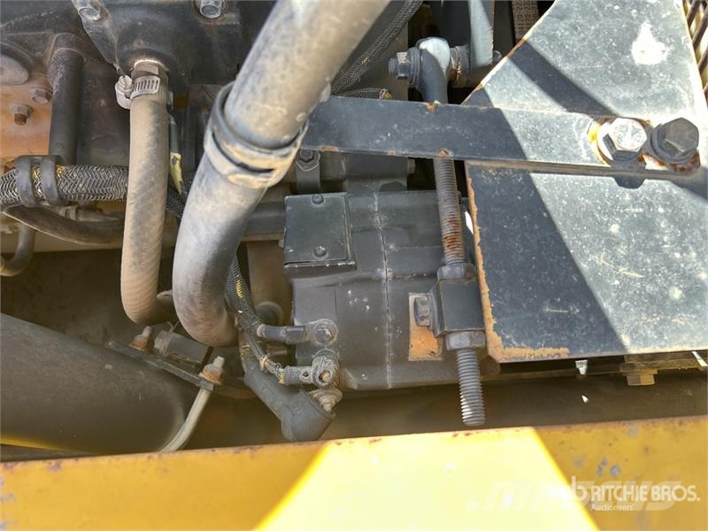 Komatsu PC400LC-7 Tracked Excavator Lánctalpas kotrók