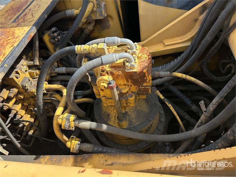 Komatsu PC400LC-7 Tracked Excavator Lánctalpas kotrók