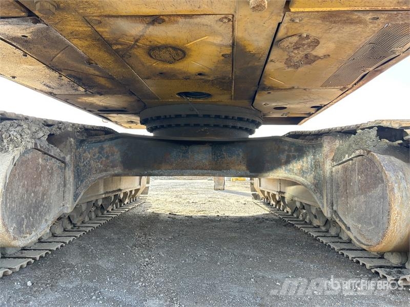 Komatsu PC400LC-7 Tracked Excavator Lánctalpas kotrók