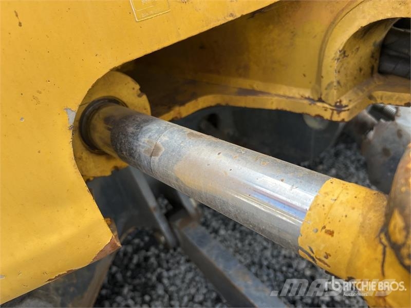 Komatsu PC55MR-3 Miniekskavaatorid < 7 t