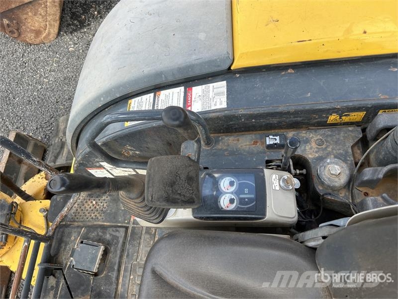 Komatsu PC55MR-3 Miniekskavaatorid < 7 t