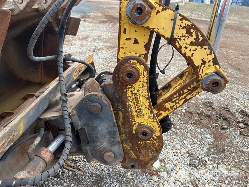 Komatsu PC55MR-3 Miniekskavaatorid < 7 t