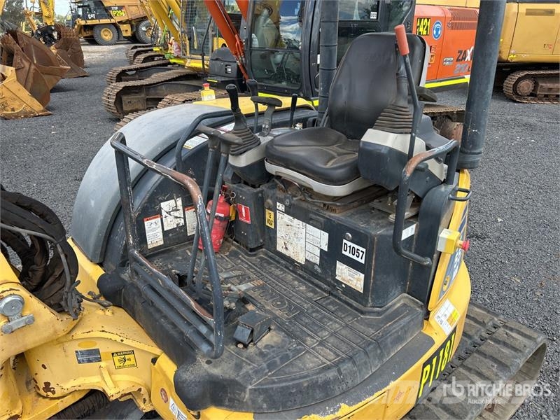 Komatsu PC55MR-3 Miniekskavaatorid < 7 t