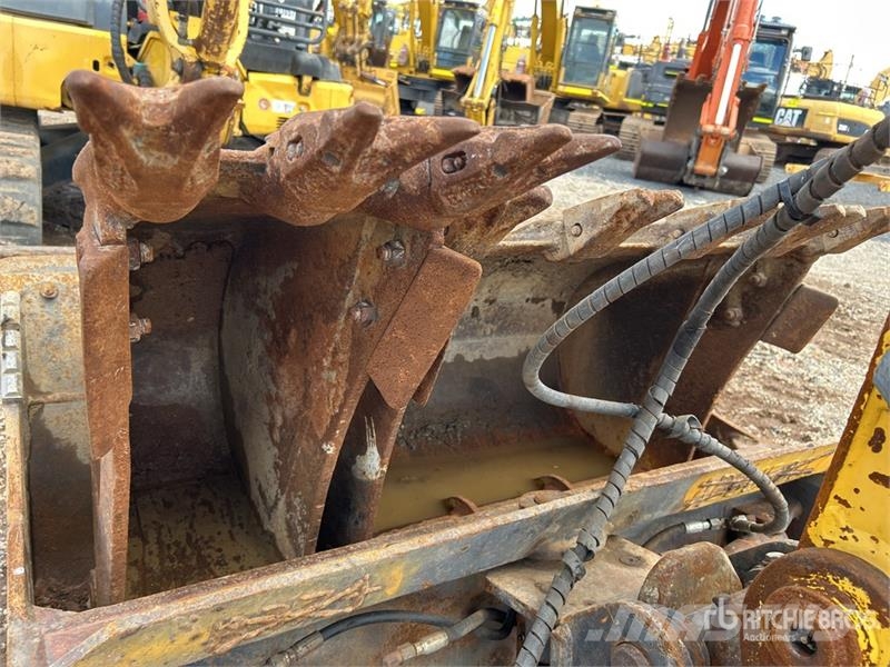 Komatsu PC55MR-3 Miniekskavaatorid < 7 t