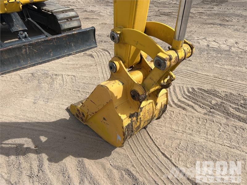 Komatsu PC55MR-5 حفارات صغيرة أقل من 7 طن (حفارات صغيرة)