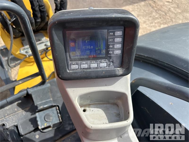 Komatsu PC55MR-5 حفارات صغيرة أقل من 7 طن (حفارات صغيرة)