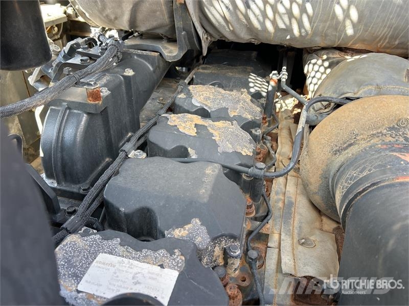 Komatsu PC850-8E0 Tracked Excavator Crawler excavators