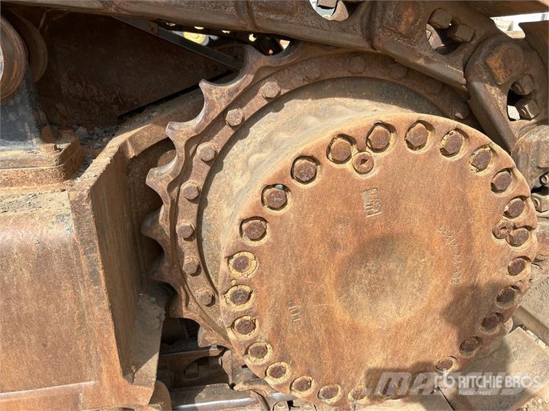 Komatsu PC850-8E0 Tracked Excavator Crawler excavators