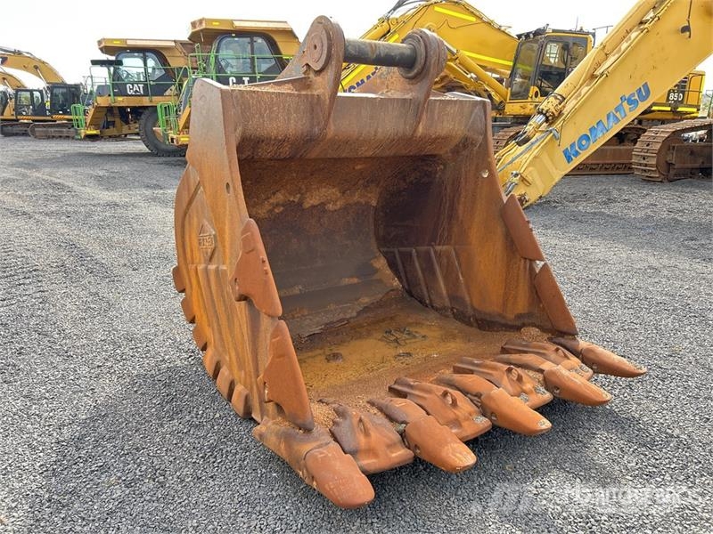 Komatsu PC850-8E0 Tracked Excavator Crawler excavators