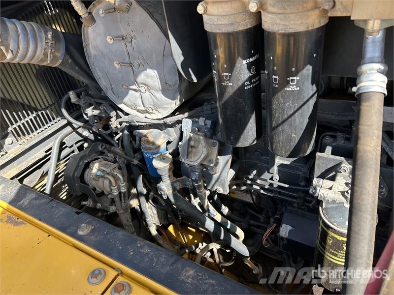 Komatsu PC850-8E0 Tracked Excavator Crawler excavators