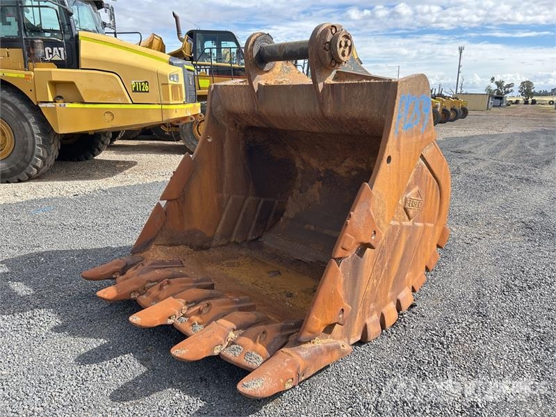 Komatsu PC850-8E0 Tracked Excavator Crawler excavators