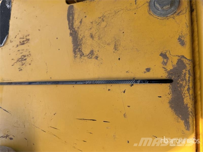 Komatsu PC850-8E0 Tracked Excavator Crawler excavators