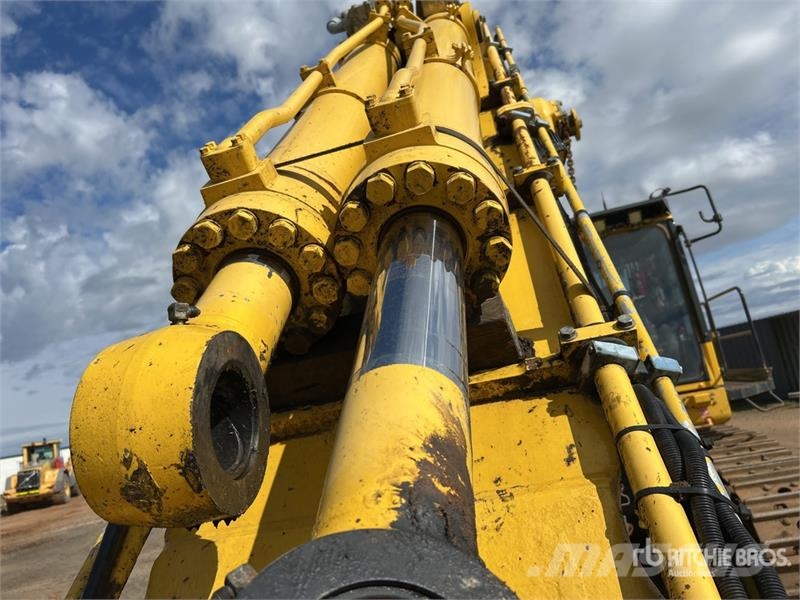 Komatsu PC850-8E0 Tracked Excavator Crawler excavators