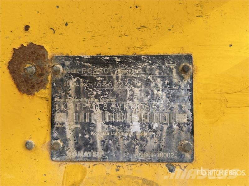 Komatsu PC850-8E0 Tracked Excavator Crawler excavators