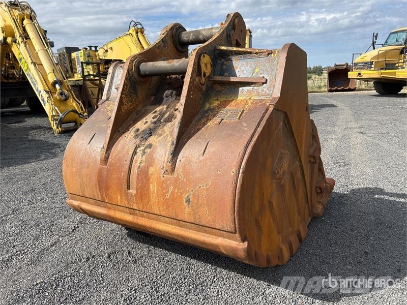 Komatsu PC850-8E0 Tracked Excavator Crawler excavators