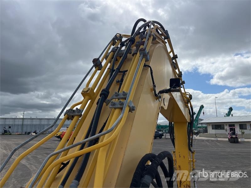 Komatsu PC88MR-8 Tracked Excavator Crawler excavators