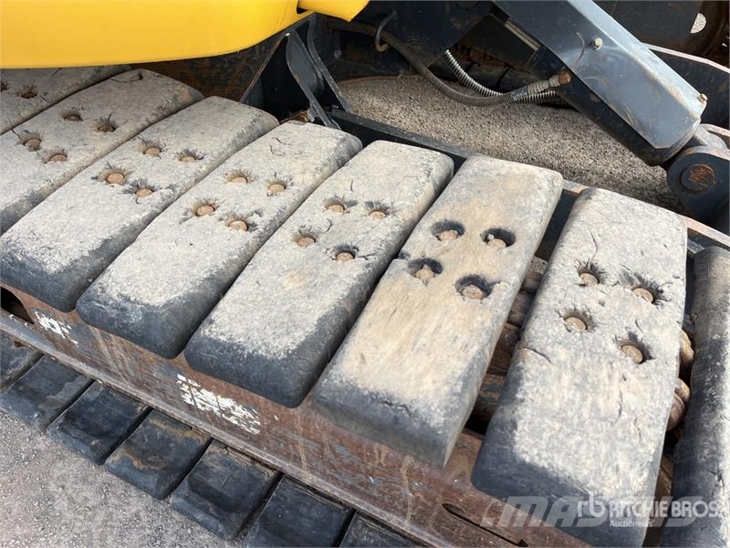 Komatsu PC88MR-8 Tracked Excavator Crawler excavators