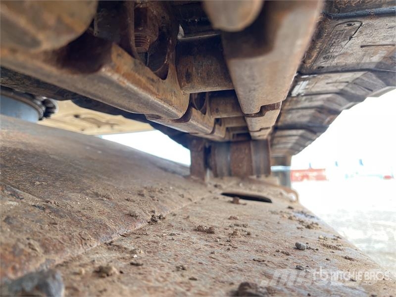 Komatsu PC88MR-8 Tracked Excavator Crawler excavators