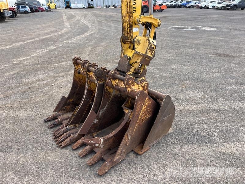 Komatsu PC88MR-8 Tracked Excavator Crawler excavators