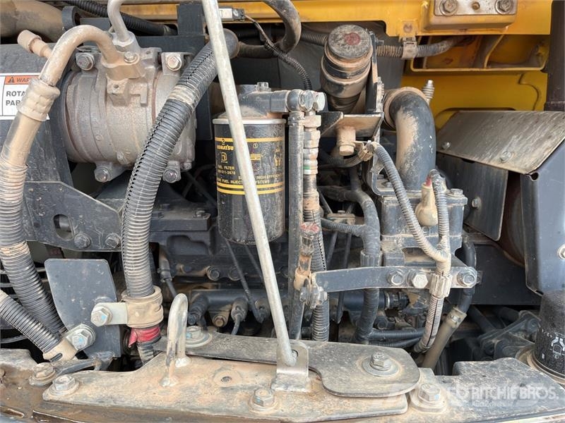 Komatsu PC88MR-8 Tracked Excavator Crawler excavators