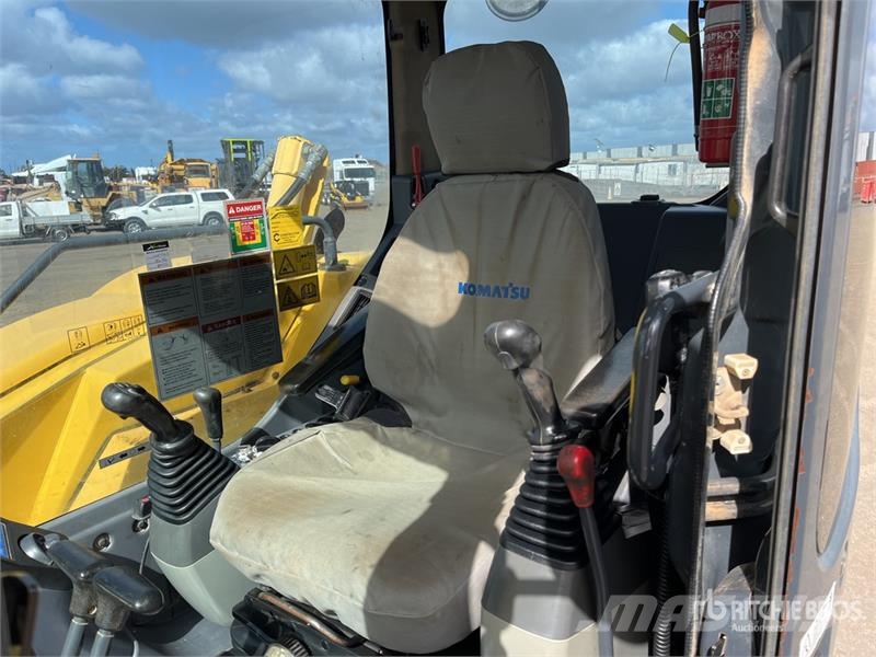Komatsu PC88MR-8 Tracked Excavator Crawler excavators
