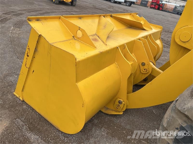 Komatsu WA380Z-6 Wheel Loader Kolesové nakladače