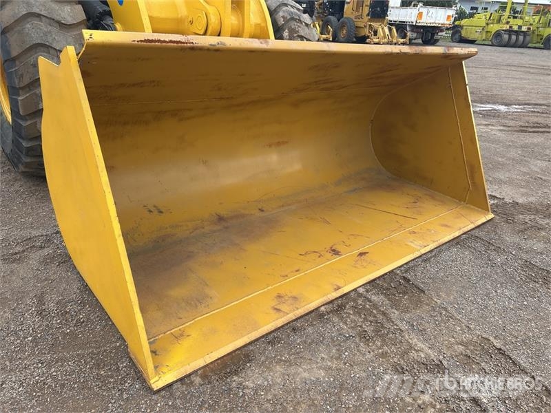 Komatsu WA380Z-6 Wheel Loader Kolesové nakladače