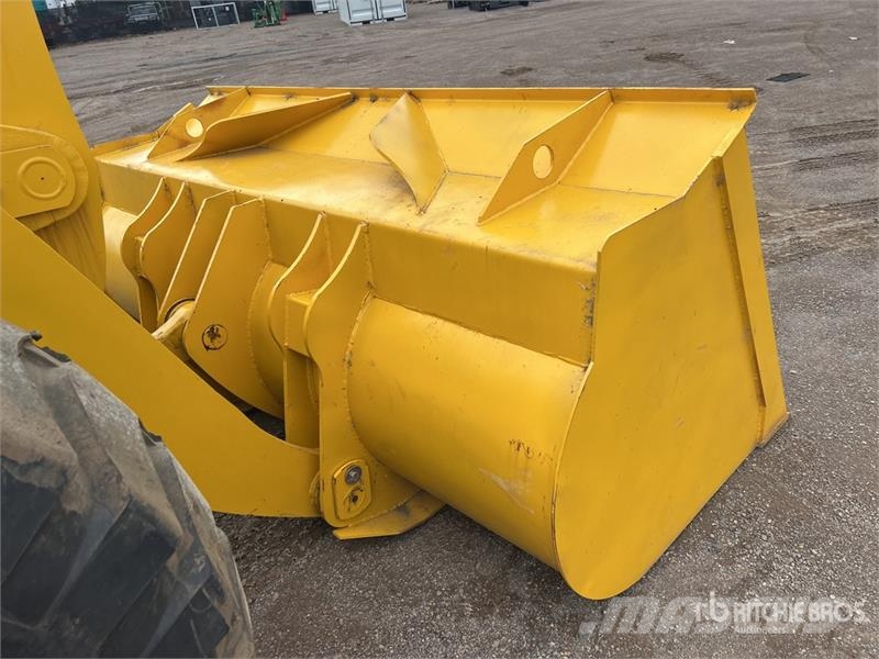 Komatsu WA380Z-6 Wheel Loader Kolesové nakladače