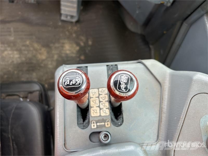 Komatsu WA380Z-6 Wheel Loader Kolesové nakladače