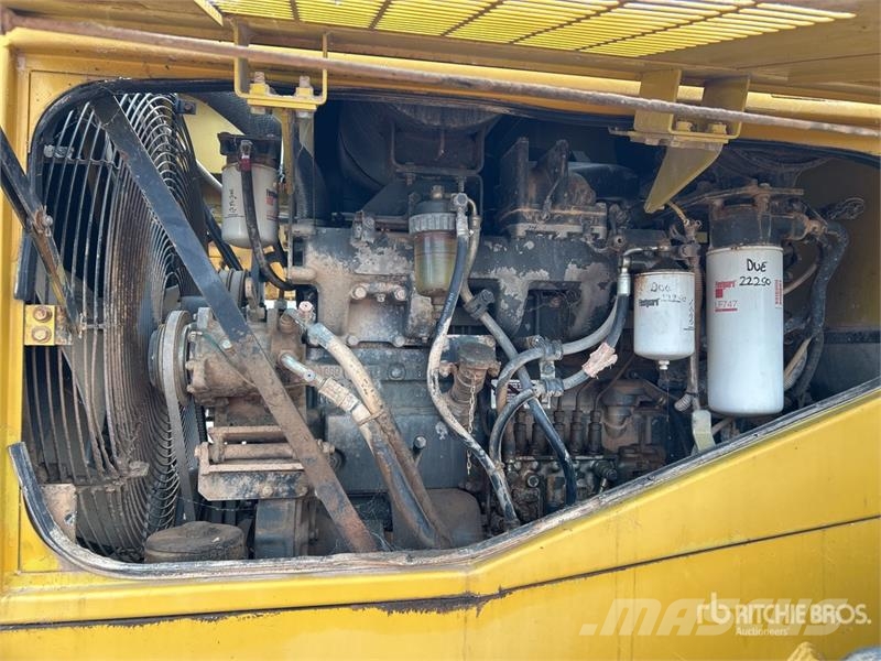 Komatsu WA470-3 Wheel Loader Utovarivači na kotačima