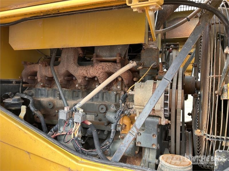 Komatsu WA470-3 Wheel Loader Utovarivači na kotačima
