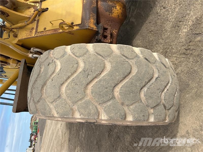 Komatsu WA470-3 Wheel Loader Utovarivači na kotačima