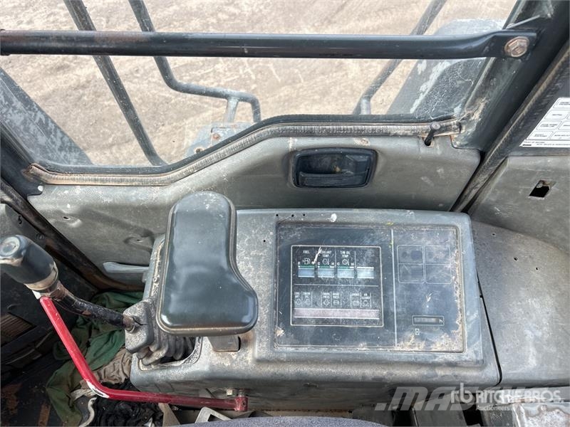 Komatsu WA470-3 Wheel Loader Utovarivači na kotačima