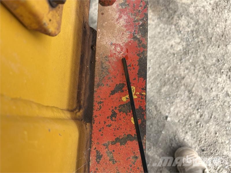 Komatsu WA470-3 Wheel Loader Utovarivači na kotačima