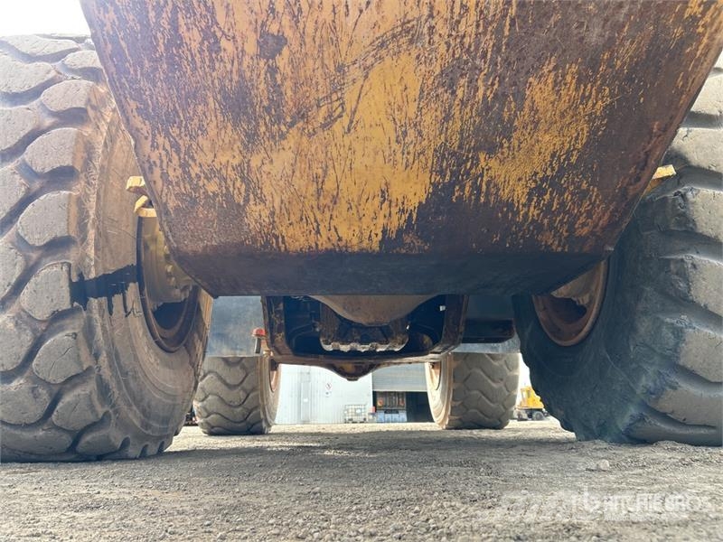 Komatsu WA470-3 Wheel Loader Utovarivači na kotačima