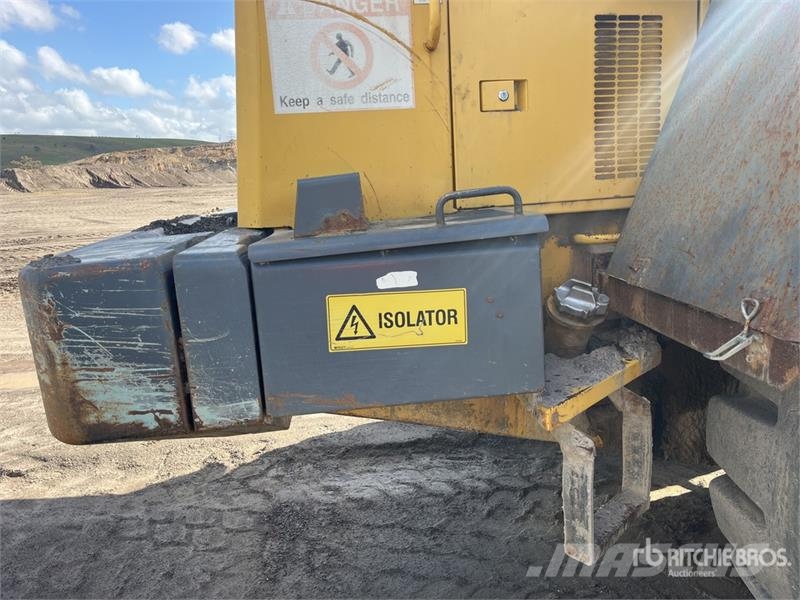Komatsu WA500-3 Wheel loaders