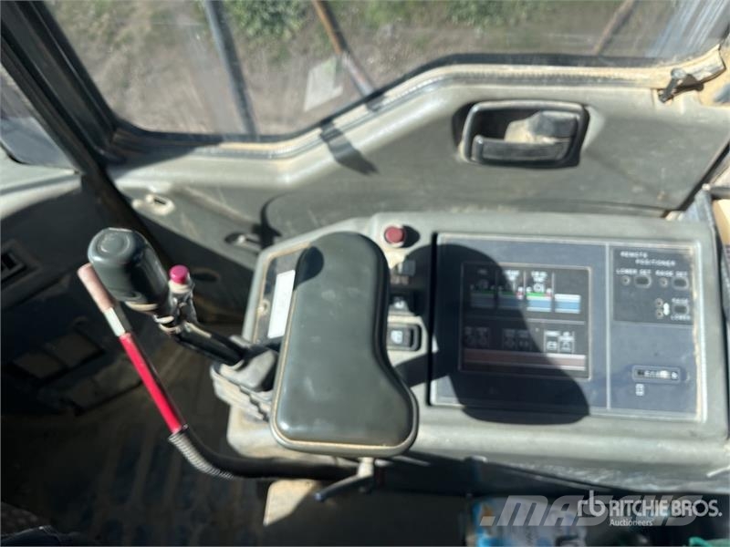 Komatsu WA500-3 Wheel loaders