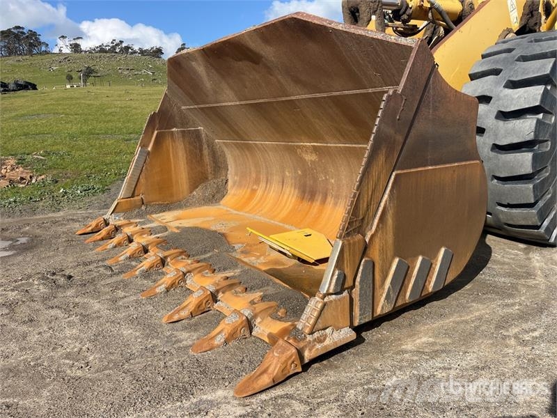 Komatsu WA500-3 Wheel loaders