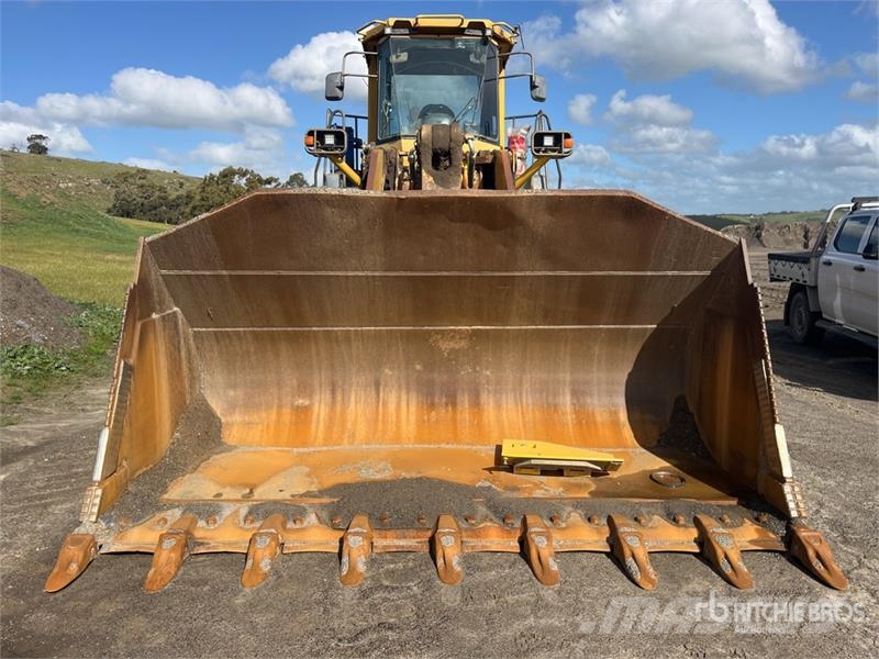Komatsu WA500-3 Wheel loaders