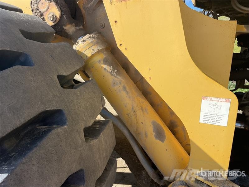 Komatsu WA500-3 Wheel loaders