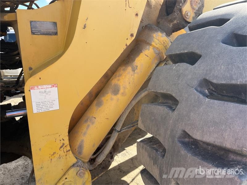 Komatsu WA500-3 Wheel loaders