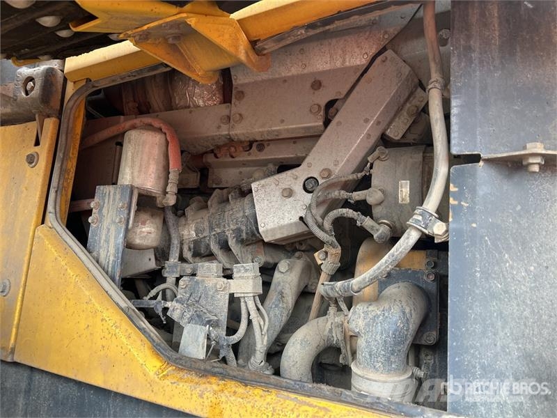 Komatsu WA500 6 Wheel Loader Wheel loaders