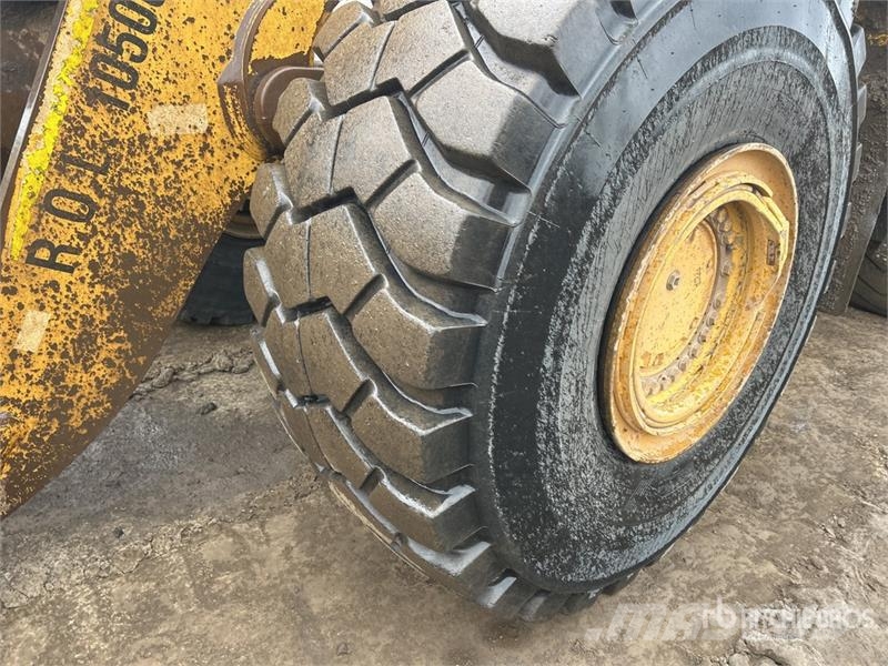 Komatsu WA500 6 Wheel Loader Wheel loaders