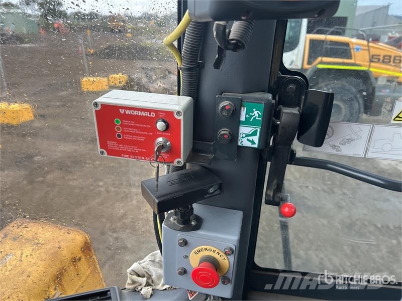 Komatsu WA500 6 Wheel Loader Wheel loaders