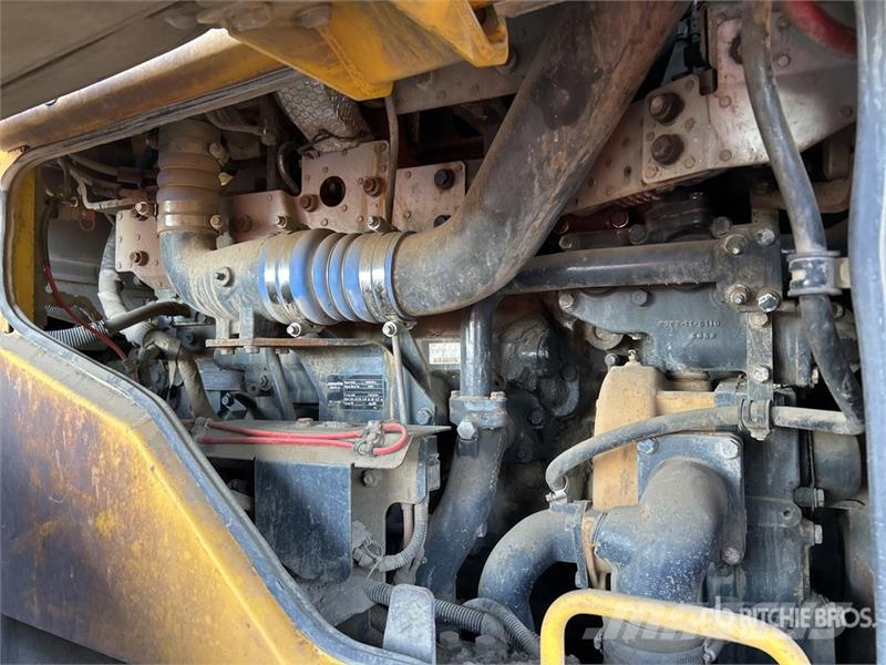 Komatsu WA500-7 Wheel Loader (Inoperable) Wheel loaders