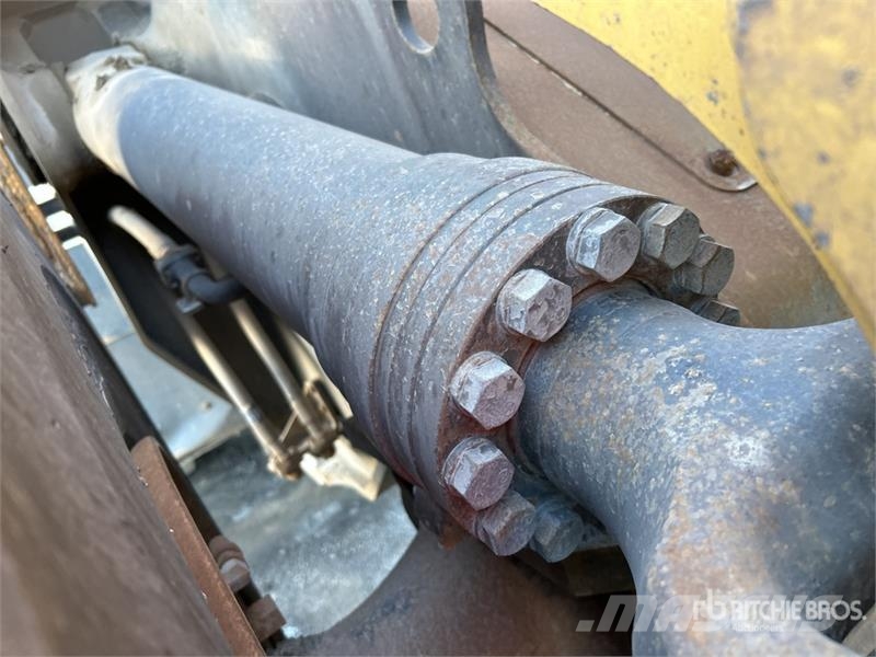 Komatsu WA500-7 Wheel Loader (Inoperable) Wheel loaders