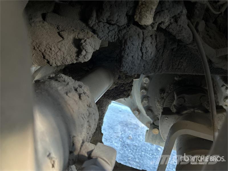 Komatsu WA500-7 Wheel Loader (Inoperable) Wheel loaders