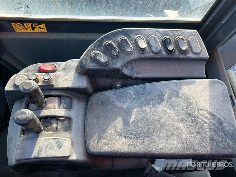 Komatsu WA500-7 Wheel Loader (Inoperable) Wheel loaders