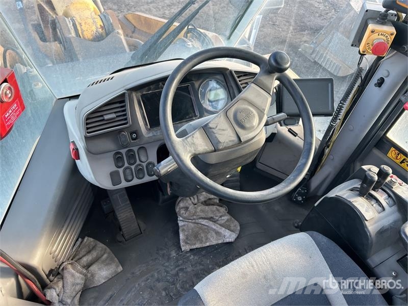 Komatsu WA500-7 Wheel Loader (Inoperable) Wheel loaders