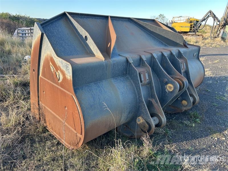 Komatsu WA500-7 Wheel Loader (Inoperable) Wheel loaders